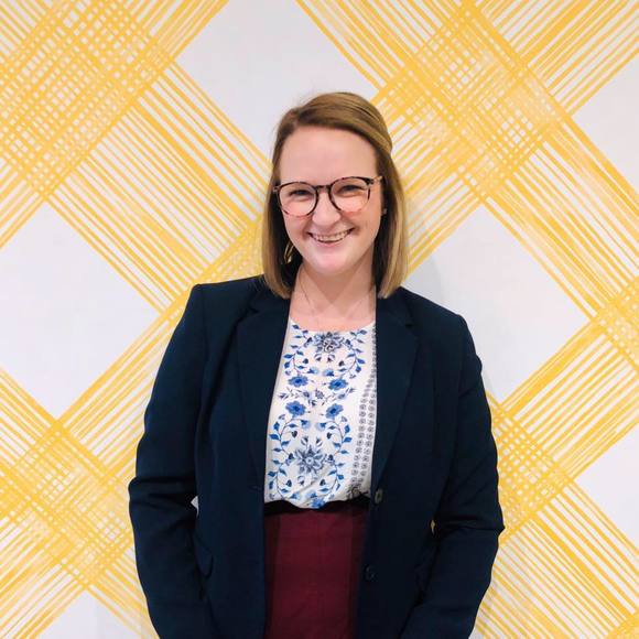 Meet your Posher, Abigail - Picture 1 of 1